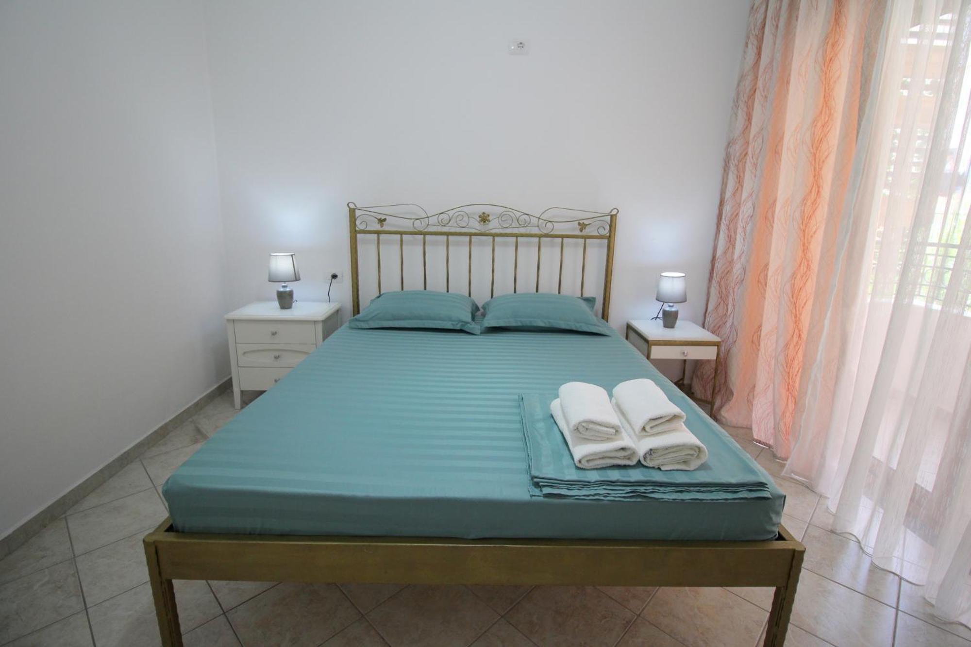 Ortus Rooms Saranda Extérieur photo