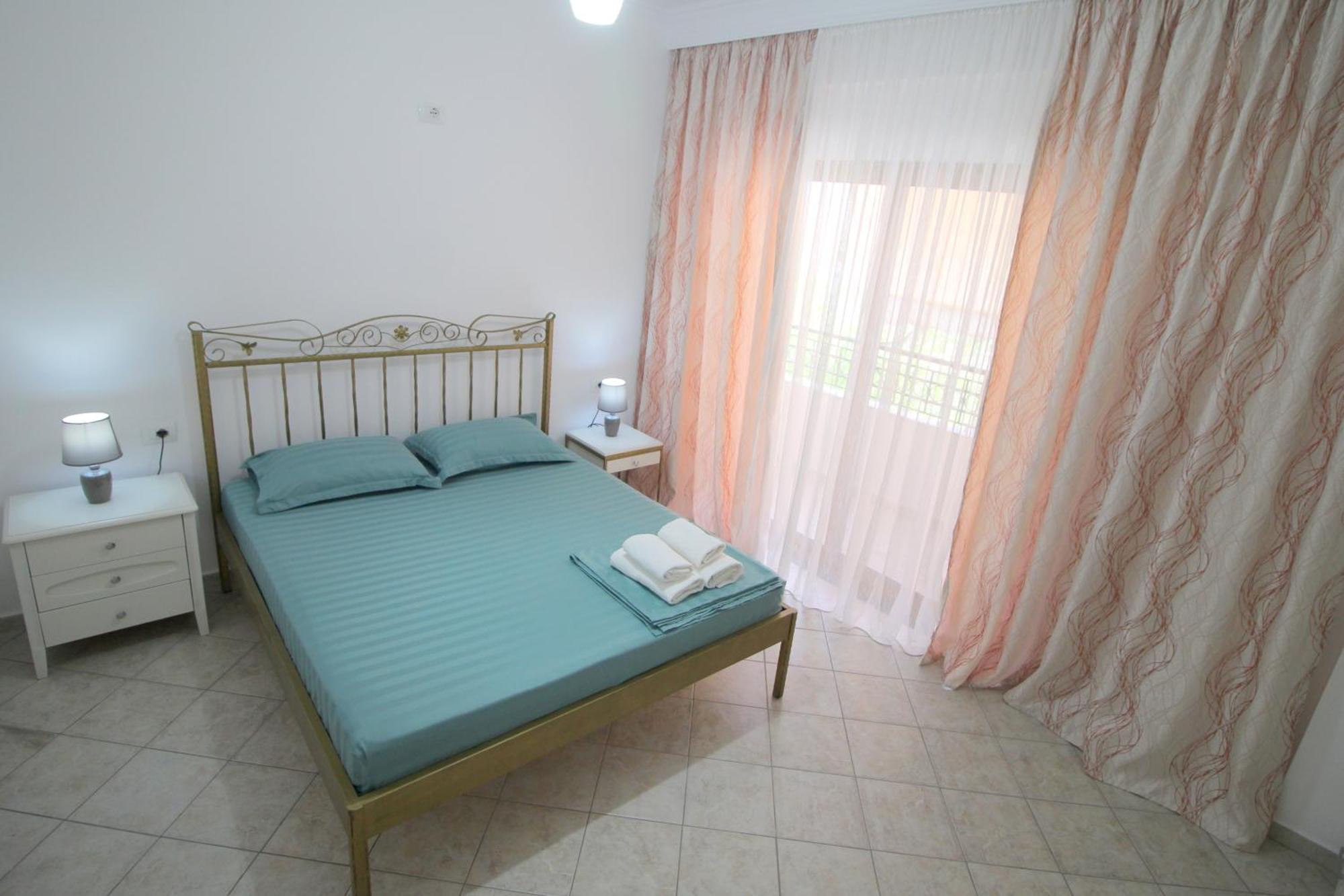 Ortus Rooms Saranda Extérieur photo