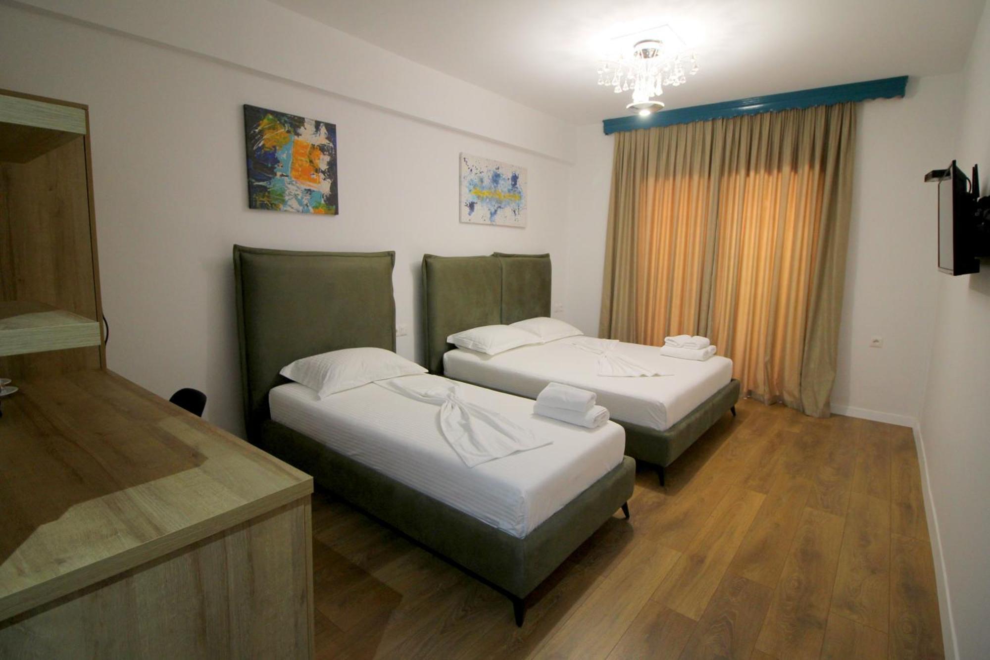 Ortus Rooms Saranda Extérieur photo