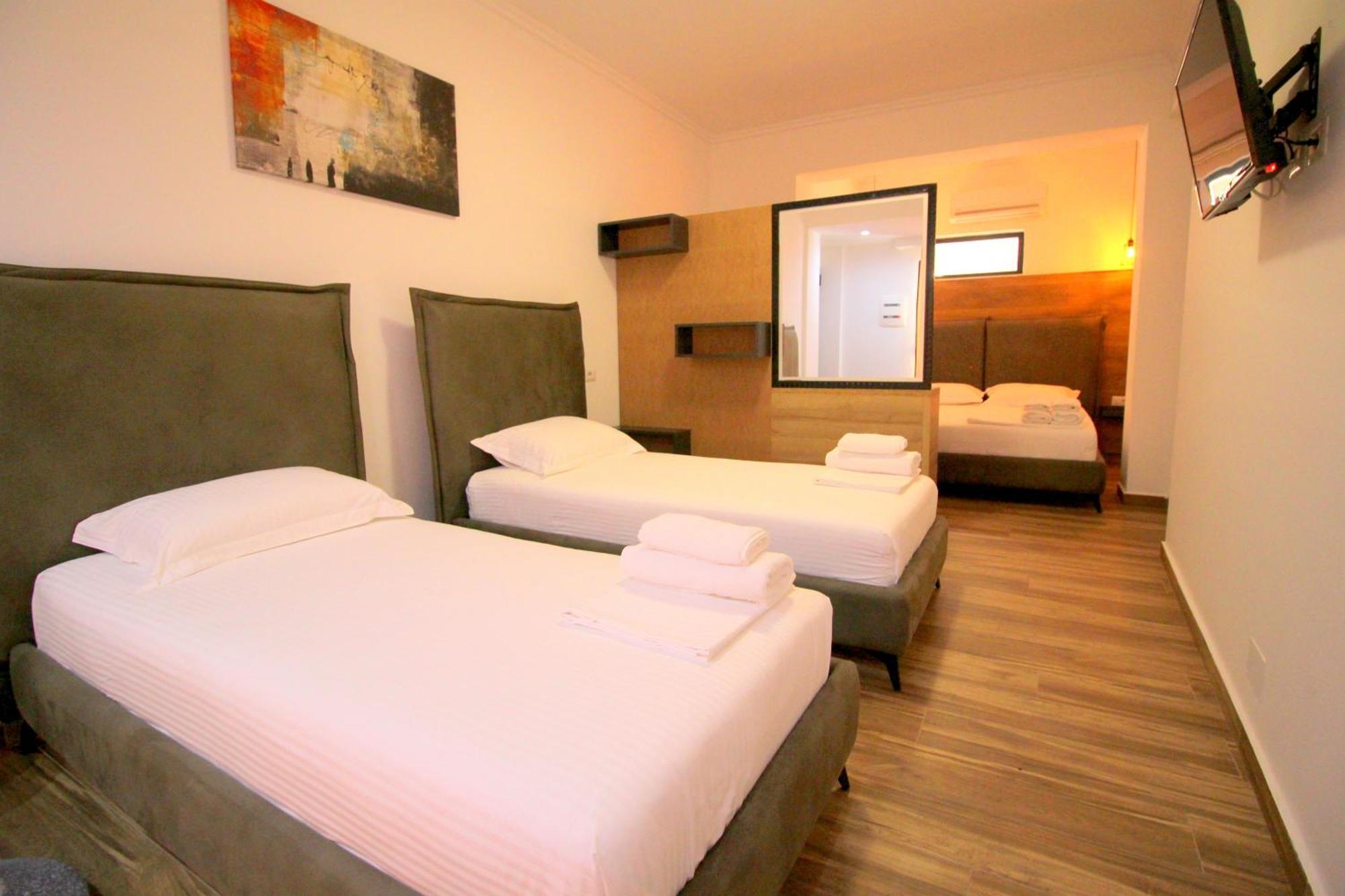 Ortus Rooms Saranda Extérieur photo