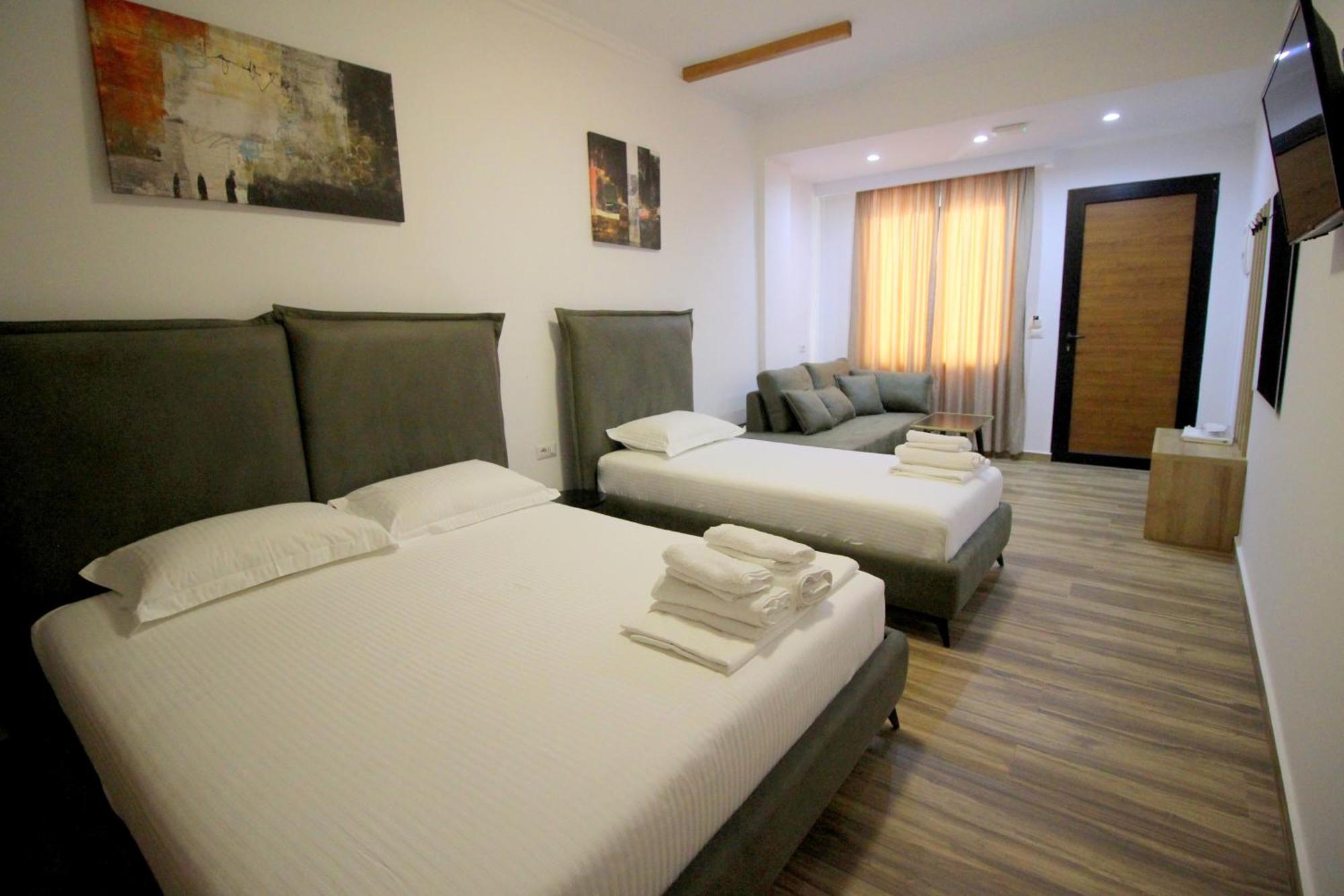 Ortus Rooms Saranda Extérieur photo