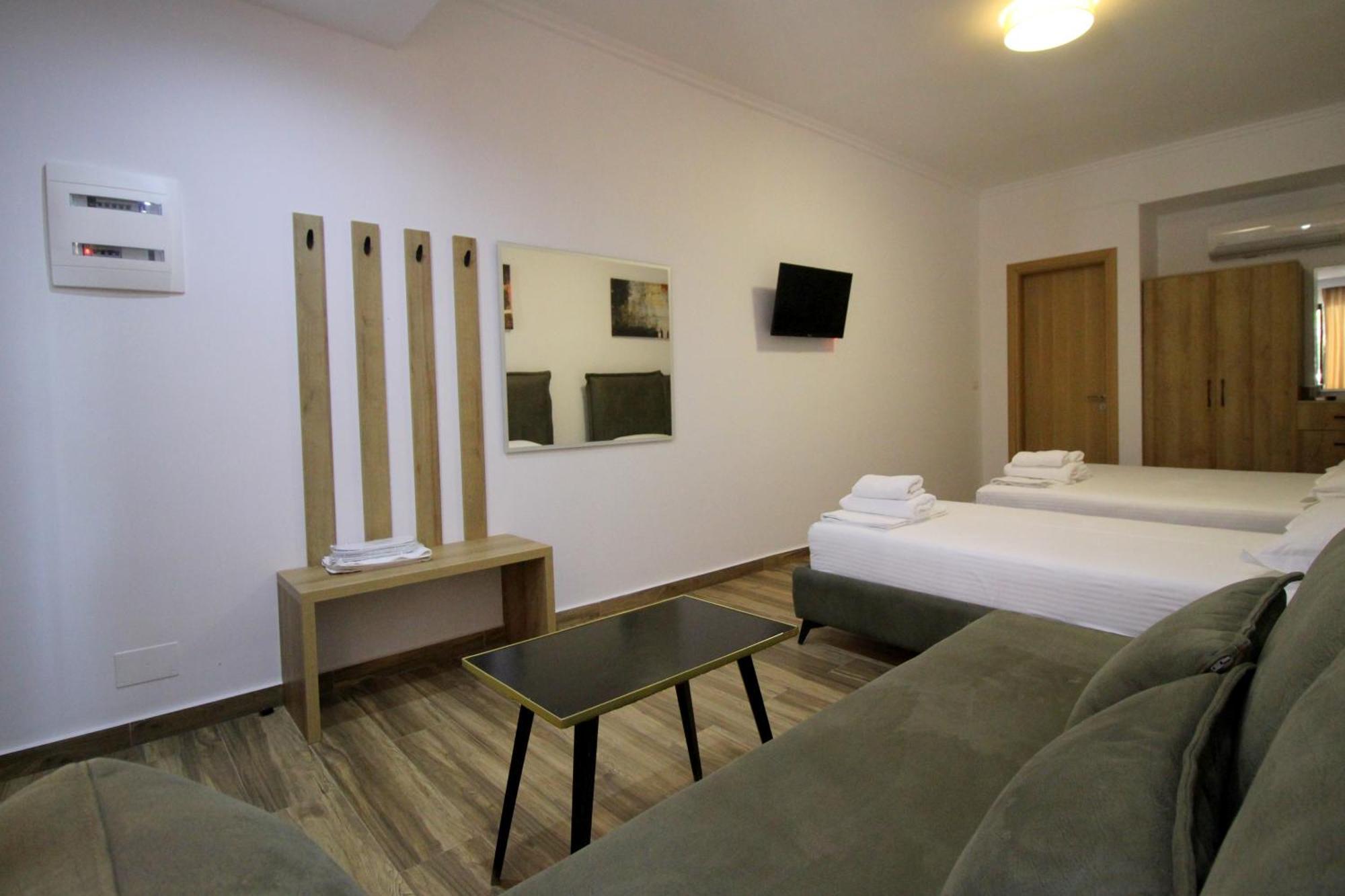 Ortus Rooms Saranda Extérieur photo