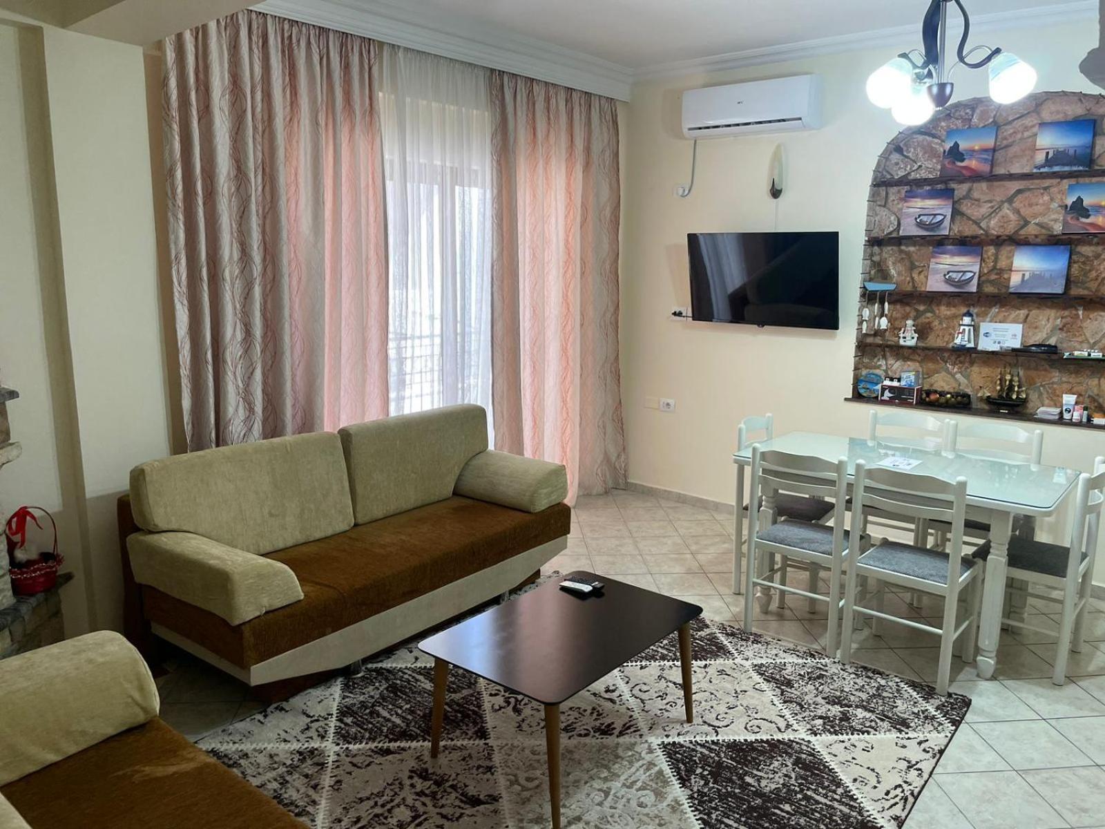 Ortus Rooms Saranda Extérieur photo